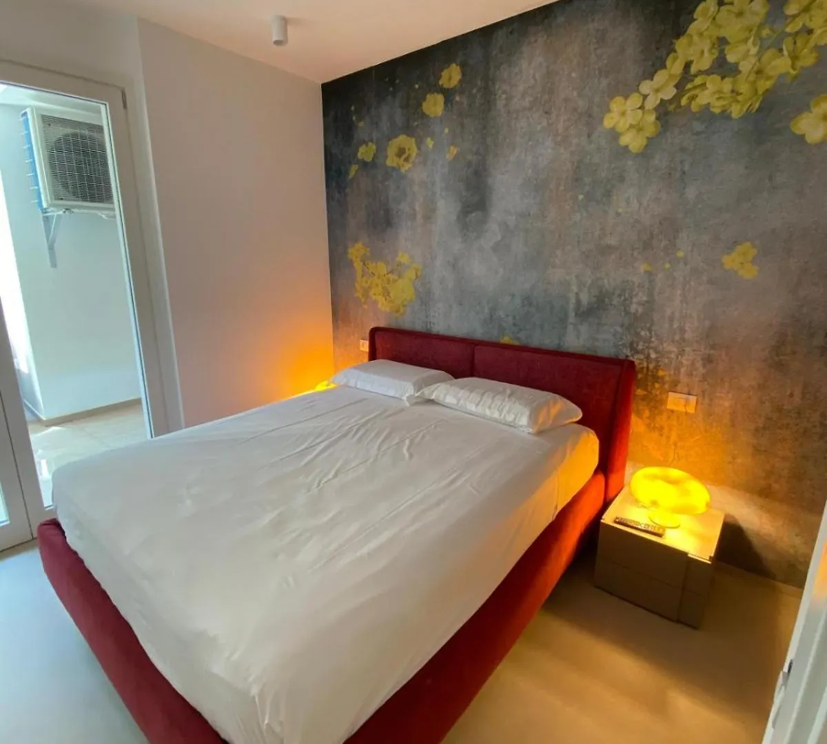 M4Ree Seaside Suites & Relax Italien