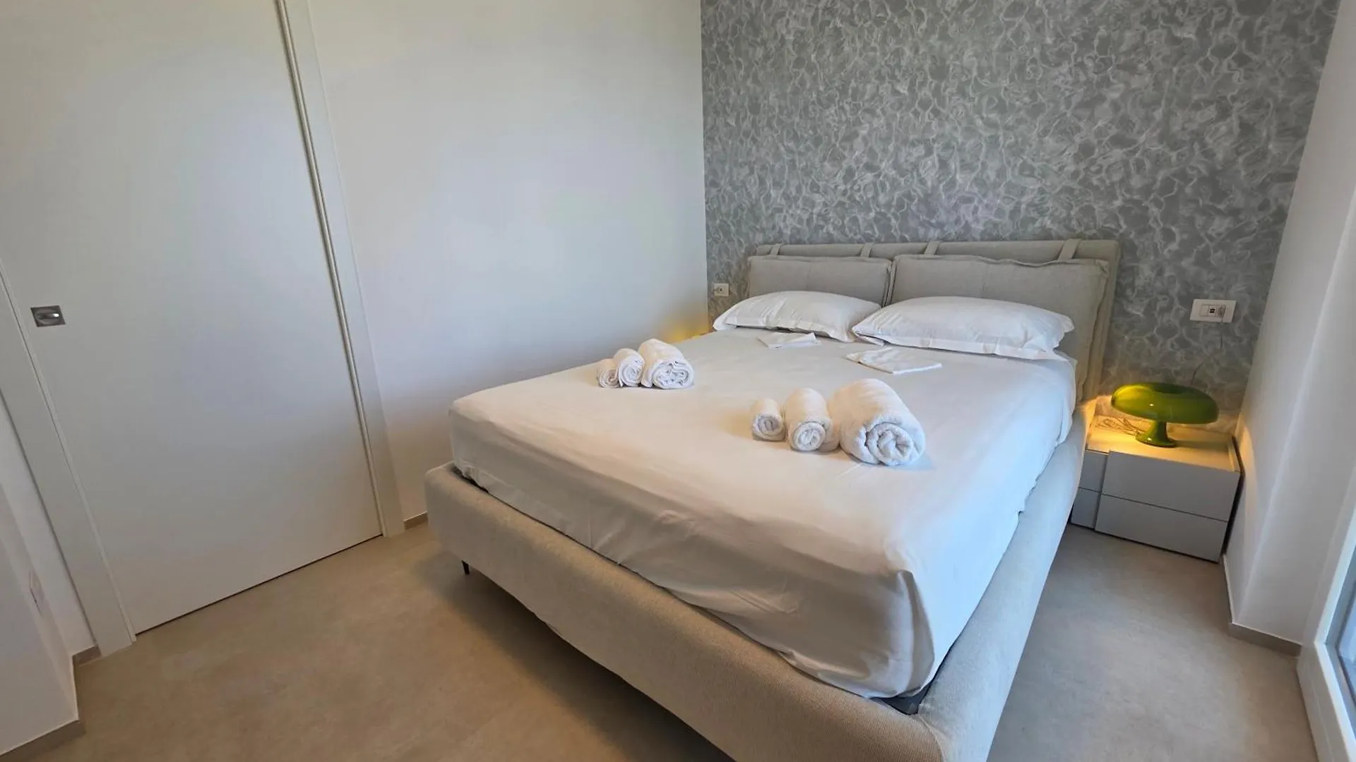 M4Ree Seaside Suites & Relax 0*, Bari